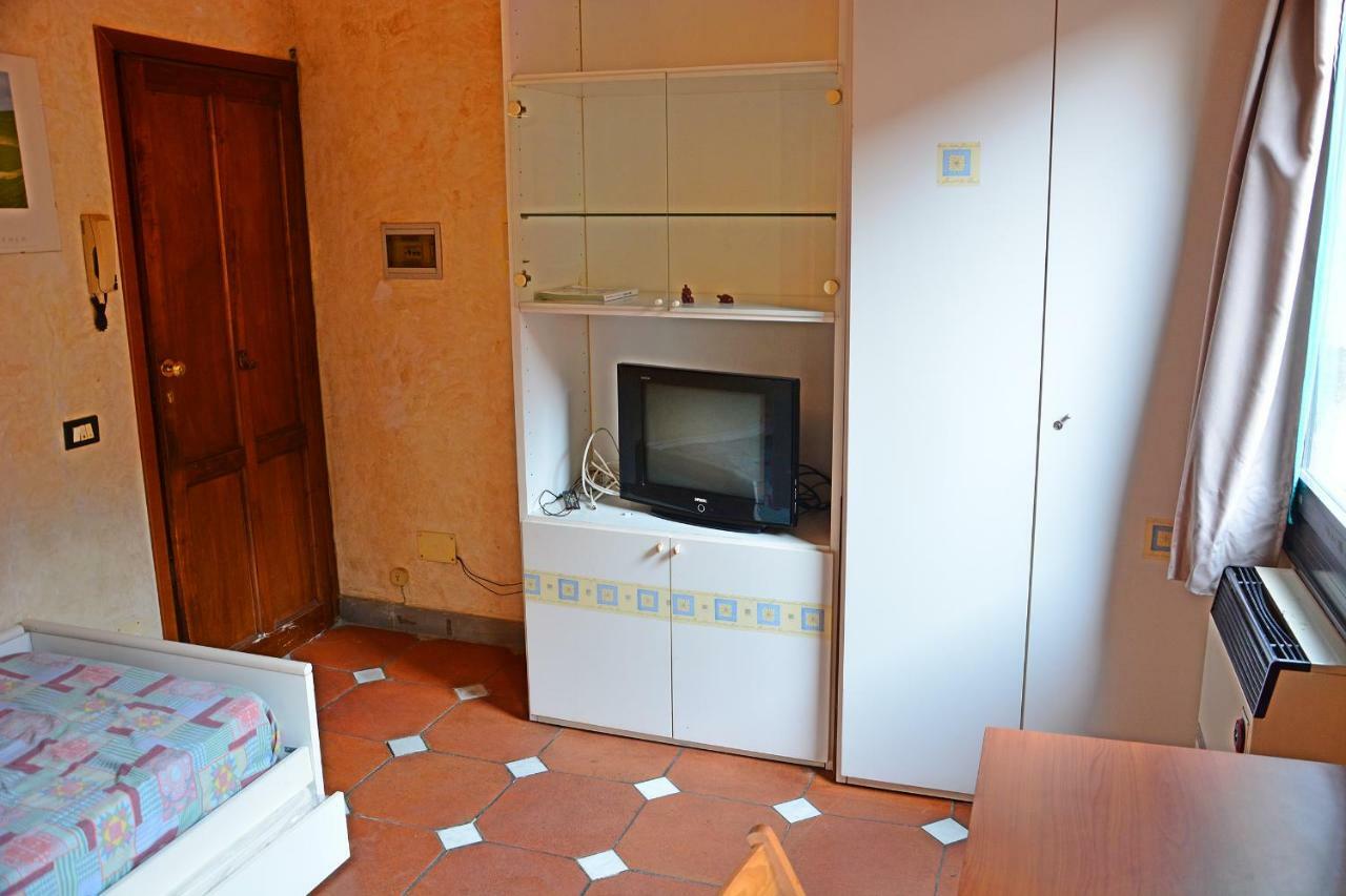 Alessandro'S Small Apartment Florence Ngoại thất bức ảnh